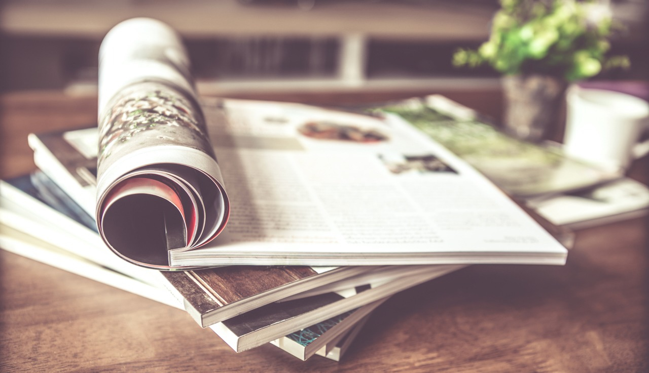 KRONEN ZEITUNG &#8211; Wer verkuppelt besser. Mensch oder Maschine?